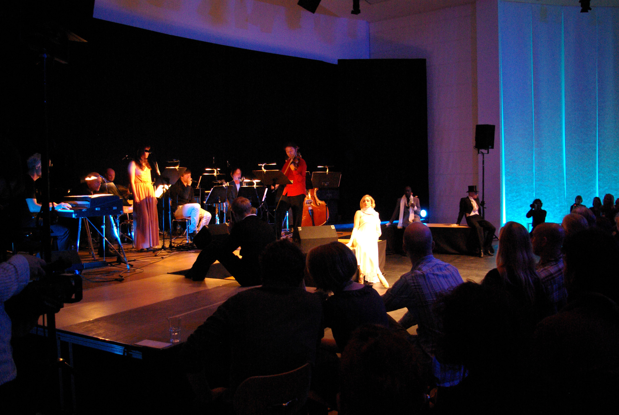 last echo, neue Musik Konzert 2011. Ensemble European Music Project und Salon K (Berlin) auf der Stadthausbühne