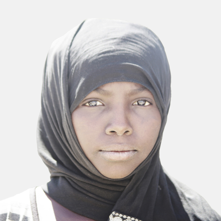 Eine junge Frau mit schwarzer Kopfbedeckung: Madame Saliha, Tschad 2016. Foto: Désirée von Trotha