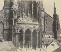 Hauptportal des Münsters